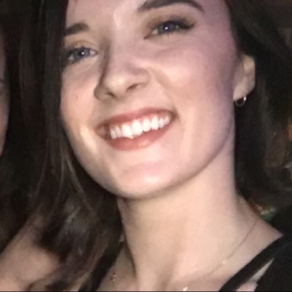 Meet your Posher, Kayla